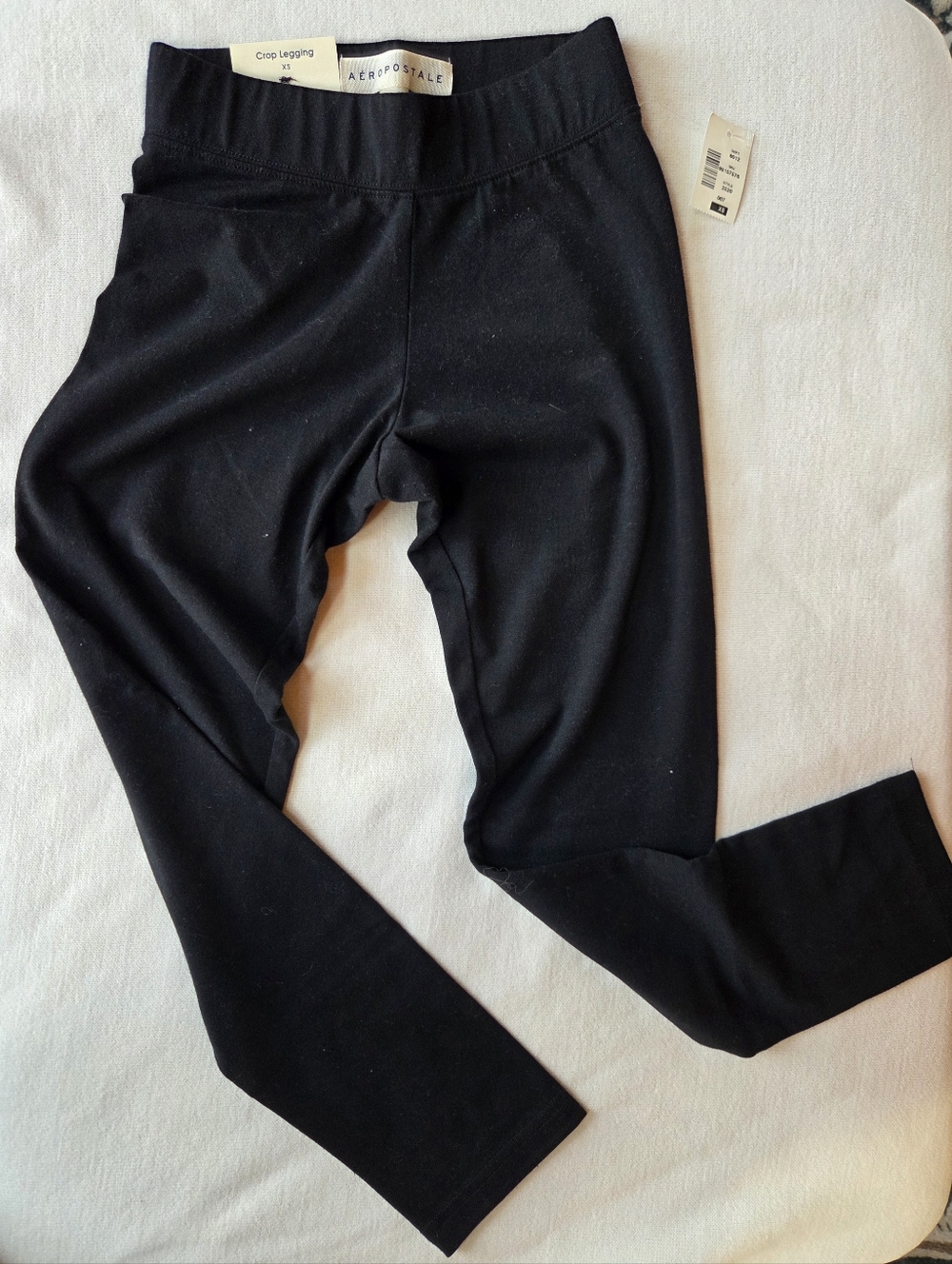 NWT Aeropostale Black Crop Leggings Size XS